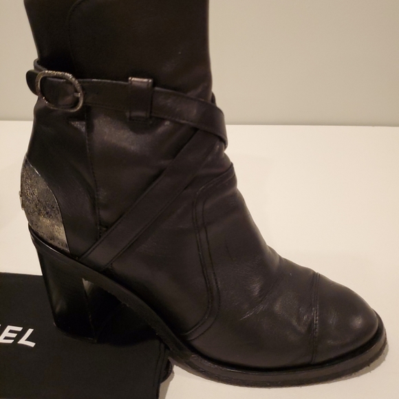 Authentic Chanel rare Moto Boots, like new! - Picture 2 of 7